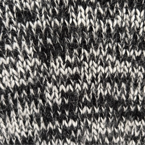 Sundance ~Marled Long Relaxed Turtleneck Sweater in size Small - Picture 5 of 13